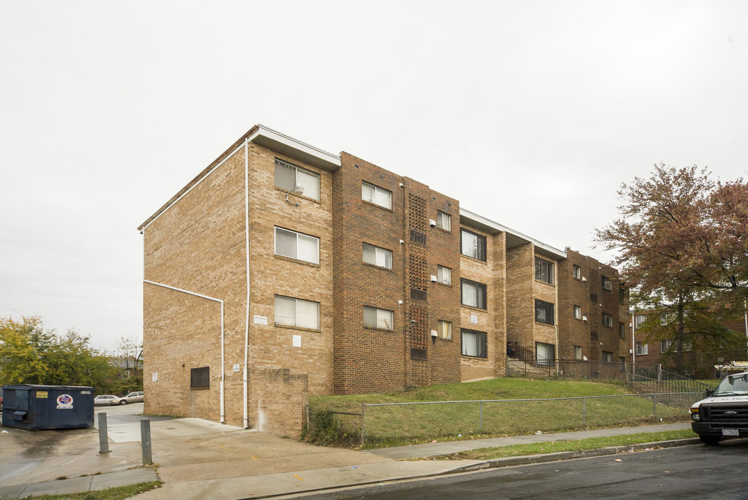 313 Anacostia Rd SE in Washington, DC - Building Photo