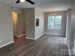1000 Mt Holly-Huntersville Rd in Charlotte, NC - Building Photo - Building Photo