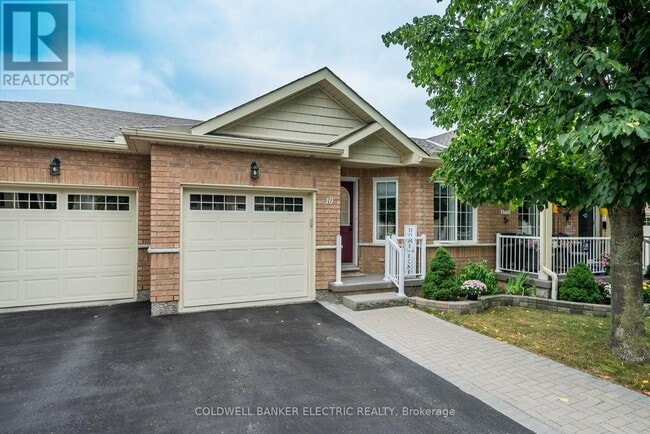 property at 861-861 Wentworth St