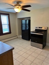 74 Green Hill Pky, Unit 3 in Worcester, MA - Building Photo - Building Photo