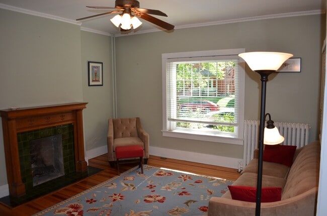 1352 elizabeth street in Denver, CO - Foto de edificio - Building Photo