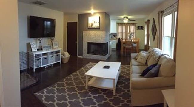 2805 Clayton Blvd in Champaign, IL - Building Photo - Building Photo