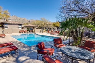 5855 N Kolb Rd in Tucson, AZ - Building Photo - Building Photo