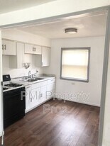 5648 N 61st St in Milwaukee, WI - Building Photo