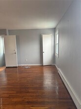 147-29 227th St in Queens, NY - Foto de edificio - Building Photo