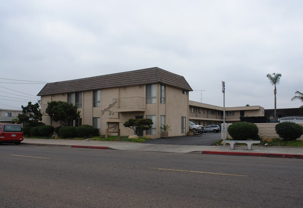 Woodlawn 20 in Chula Vista, CA - Foto de edificio