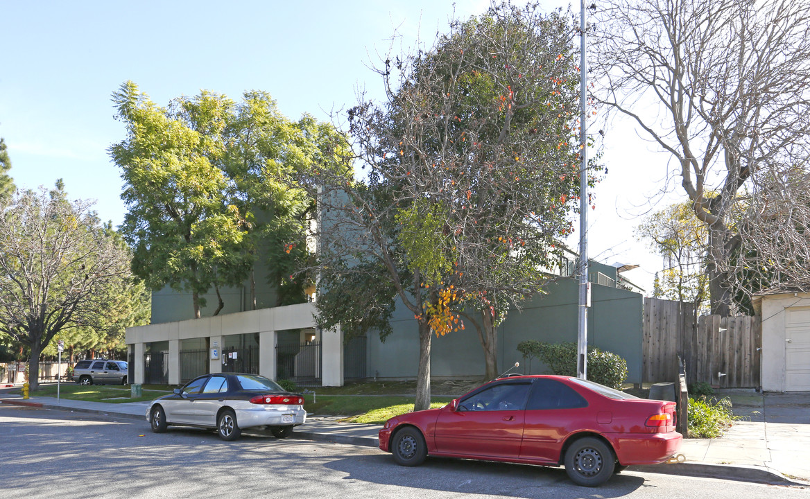 Guadalupe Apartment in San Jose, CA - Building Photo