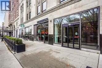 112 King St E in Hamilton, ON - Building Photo - Building Photo