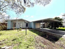 5422 Timber Creek Dr in Houston, TX - Building Photo