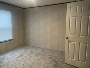 245 Bunting Ln in Madison, WI - Building Photo - Building Photo