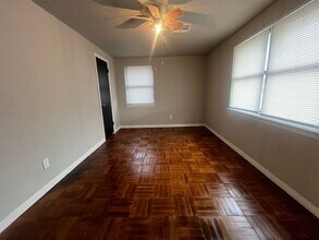 2324 SW 47th St in Oklahoma City, OK - Building Photo - Building Photo