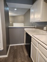 113 S Las Vegas Trail in White Settlement, TX - Building Photo