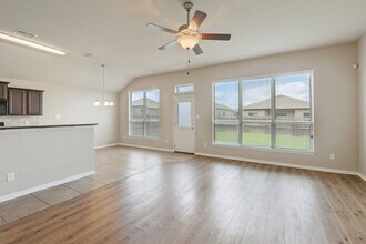 8025 Hawthorn in Temple, TX - Building Photo - Building Photo