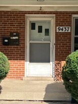 9437 Burlington Ave, Unit 3 in Brookfield, IL - Building Photo