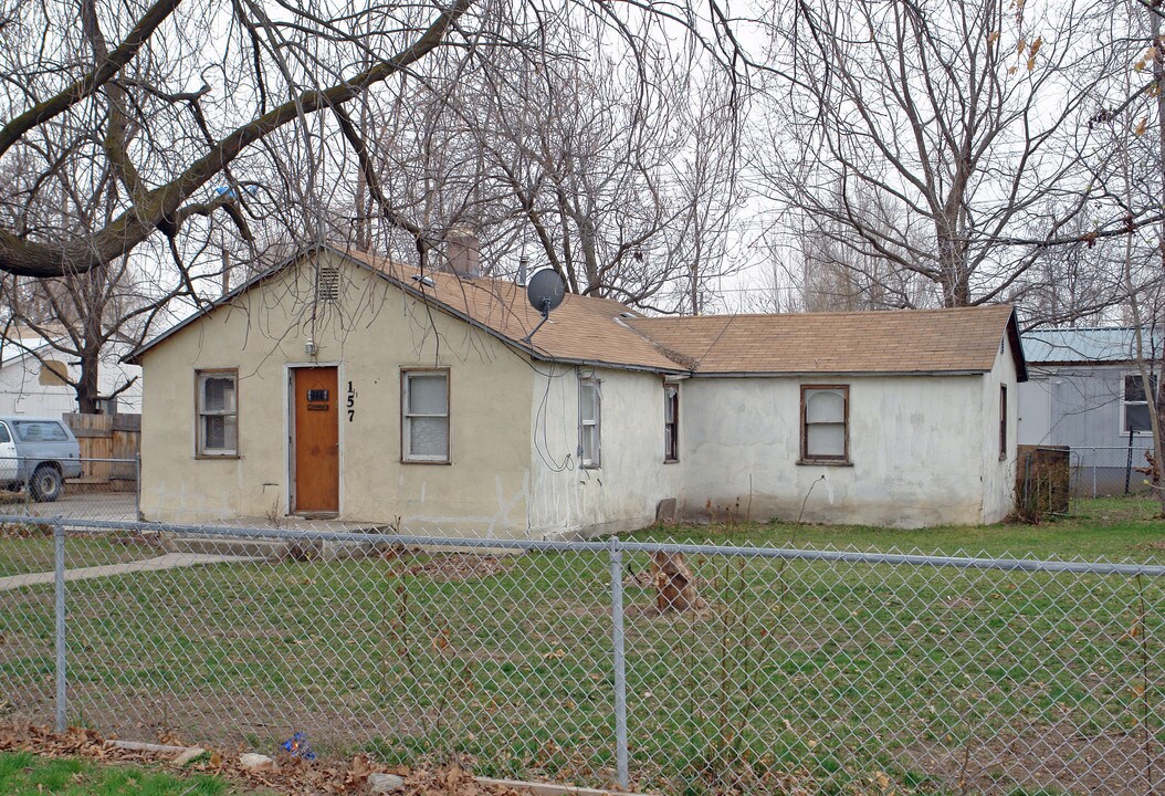 157 1st St N in Nampa, ID - Foto de edificio