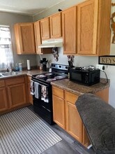 634 SE 28th St in Des Moines, IA - Building Photo - Building Photo