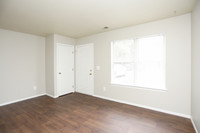 Willow Creek Apartments & Townhomes in Battle Creek, MI - Foto de edificio - Interior Photo