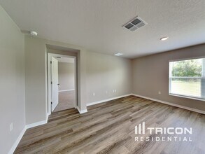 12120 Kingsley Trl in Parrish, FL - Building Photo - Building Photo