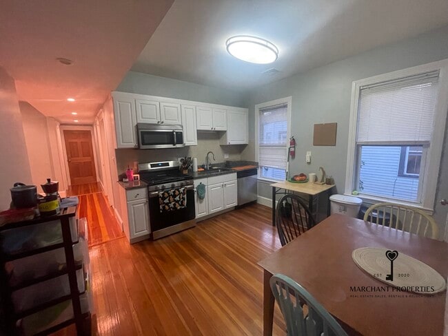 7 Denby Rd, Unit 1