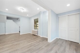 120 N Forest Ave in Rockville Centre, NY - Building Photo - Building Photo