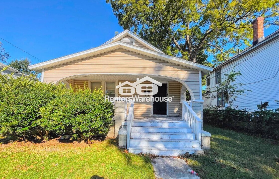 1247 23rd St in Newport News, VA - Building Photo