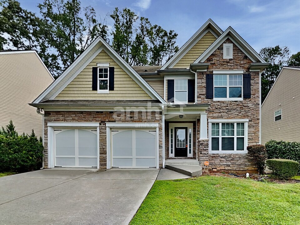 2551 Fieldview Way in Buford, GA - Building Photo