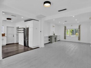 9324 Byron Ave in Surfside, FL - Building Photo - Building Photo