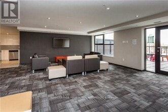 1291 Gordon St in Guelph, ON - Building Photo - Building Photo