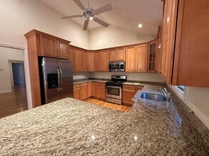 22 Johns Ave in Holbrook, MA - Building Photo - Building Photo