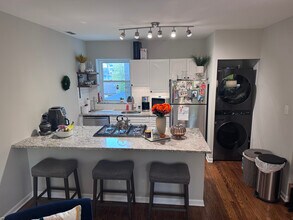 4741 N Maplewood Ave in Chicago, IL - Building Photo - Building Photo