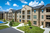 Alders Cross Creek 62+ Active Adult Homes in Fulshear, TX - Foto de edificio - Building Photo