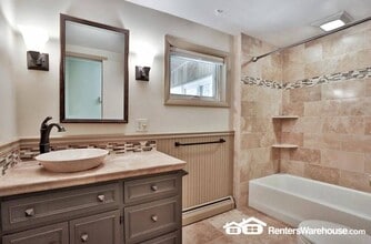 566 First St in Taylors Falls, MN - Building Photo - Building Photo