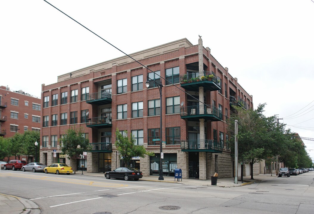 932-940 W Madison St in Chicago, IL - Building Photo