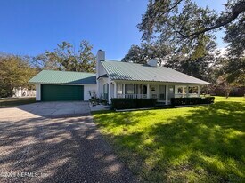 15813 Butch Baine Dr in Jacksonville, FL - Building Photo