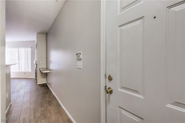 7163 S Durango Dr in Las Vegas, NV - Building Photo - Building Photo