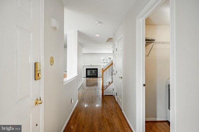 property at 124 Jeffords Ct