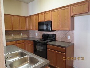 806 Walnut St in Burleson, TX - Building Photo - Building Photo