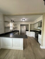 6905 Cleaton Rd in Columbia, SC - Building Photo