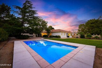 41901 Cll Clarita in Lancaster, CA - Building Photo - Building Photo