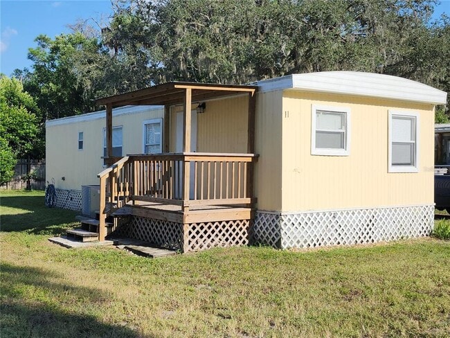 property at 6811 Rochelle Ave