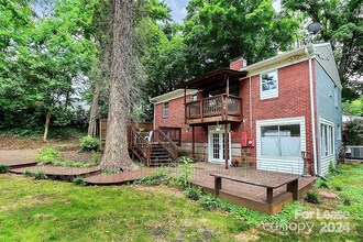 1331 Seneca Pl in Charlotte, NC - Building Photo - Building Photo