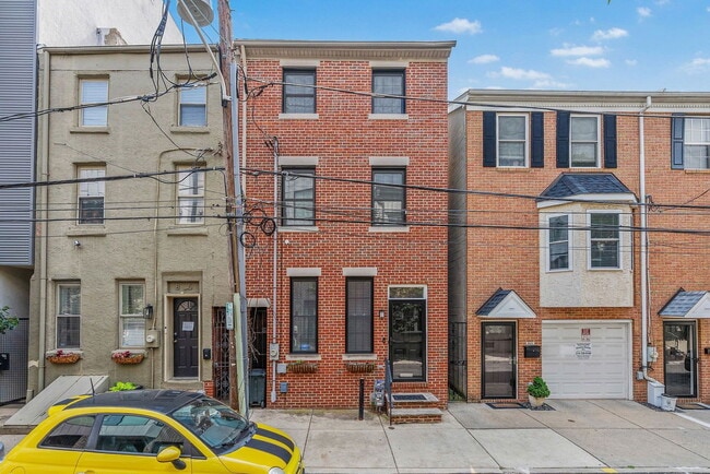 property at 813 N Lawrence St