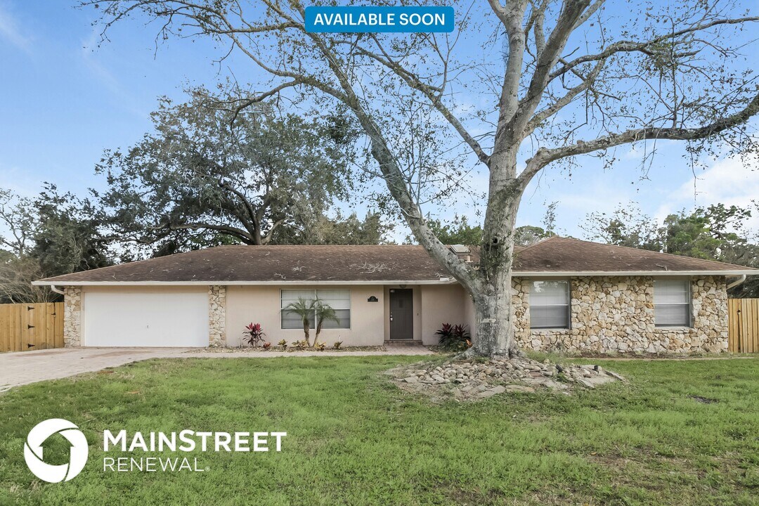 118 Berkshire Cir E in Longwood, FL - Building Photo