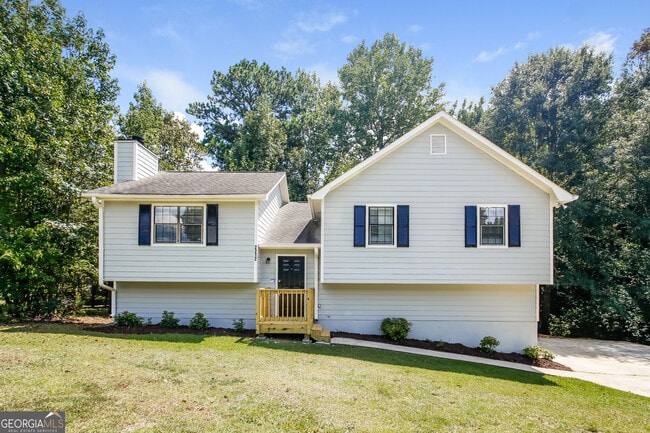 property at 2212 Cedar Creek Ln