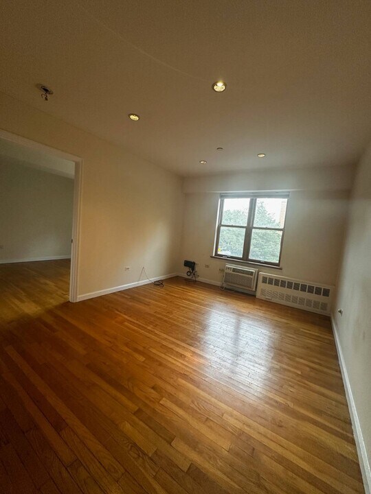 754 E 6th St in New York, NY - Building Photo