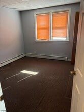 74 Jefferson Pl in Totowa, NJ - Building Photo - Building Photo