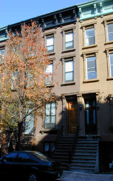 209 W 123rd St in New York, NY - Building Photo