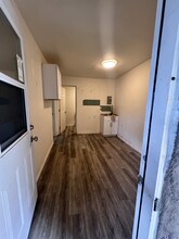 1073 Dundas St in Los Angeles, CA - Foto de edificio - Building Photo