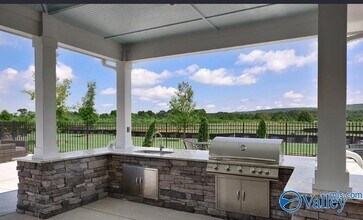 336 Jackson Pt Cir in Huntsville, AL - Building Photo - Building Photo