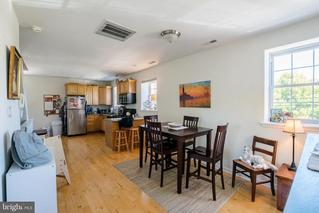 1130 Dorrance St in Philadelphia, PA - Building Photo
